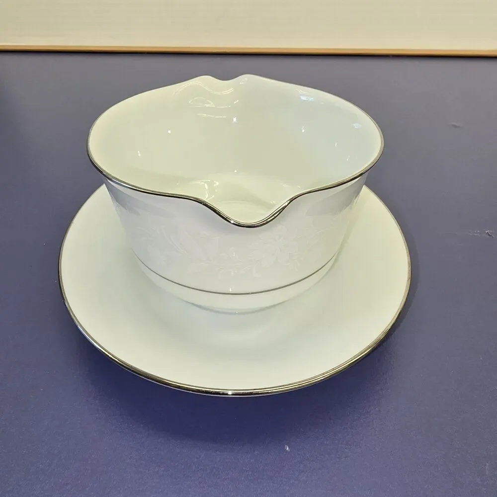 Noritake Ranier Gravy Bowl #6909 with Attached Plate Silver Lined